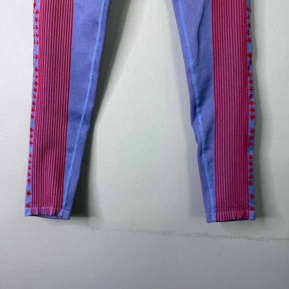 Fabletics High-Waisted Seamless Star Capri Leggings Crystal Blue Red Women's XS - Picture 6 of 13